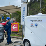 El banco de energía móvil impulsa de forma autónoma los coches eléctricos