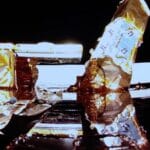 Fantasma azul 1: mitad en la luna