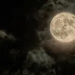 “Superluna”: la segunda luna llena más grande del año podrá verse el viernes por la noche